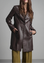 The noir trench coat